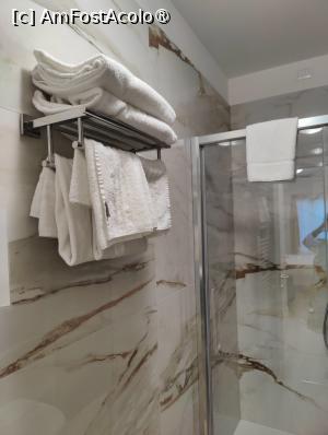 [P11] Hotel Ai Dogi - camera noastră » foto by crismis
 - 
<span class="allrVoted glyphicon glyphicon-heart hidden" id="av1529147"></span>
<a class="m-l-10 hidden" id="sv1529147" onclick="voting_Foto_DelVot(,1529147,29332)" role="button">șterge vot <span class="glyphicon glyphicon-remove"></span></a>
<a id="v91529147" class=" c-red"  onclick="voting_Foto_SetVot(1529147)" role="button"><span class="glyphicon glyphicon-heart-empty"></span> <b>LIKE</b> = Votează poza</a> <img class="hidden"  id="f1529147W9" src="/imagini/loader.gif" border="0" /><span class="AjErrMes hidden" id="e1529147ErM"></span>