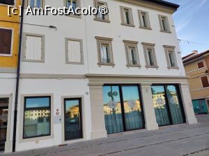 [P21] Hotel Ai Dogi - clădirea în care am locuit; la parter, sala de mic dejun » foto by crismis
 - 
<span class="allrVoted glyphicon glyphicon-heart hidden" id="av1529157"></span>
<a class="m-l-10 hidden" id="sv1529157" onclick="voting_Foto_DelVot(,1529157,29332)" role="button">șterge vot <span class="glyphicon glyphicon-remove"></span></a>
<a id="v91529157" class=" c-red"  onclick="voting_Foto_SetVot(1529157)" role="button"><span class="glyphicon glyphicon-heart-empty"></span> <b>LIKE</b> = Votează poza</a> <img class="hidden"  id="f1529157W9" src="/imagini/loader.gif" border="0" /><span class="AjErrMes hidden" id="e1529157ErM"></span>