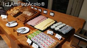 [P19] Rincon del Calafate, restaurant, micul dejun » foto by elenaadina
 - 
<span class="allrVoted glyphicon glyphicon-heart hidden" id="av1529853"></span>
<a class="m-l-10 hidden" id="sv1529853" onclick="voting_Foto_DelVot(,1529853,29337)" role="button">șterge vot <span class="glyphicon glyphicon-remove"></span></a>
<a id="v91529853" class=" c-red"  onclick="voting_Foto_SetVot(1529853)" role="button"><span class="glyphicon glyphicon-heart-empty"></span> <b>LIKE</b> = Votează poza</a> <img class="hidden"  id="f1529853W9" src="/imagini/loader.gif" border="0" /><span class="AjErrMes hidden" id="e1529853ErM"></span>