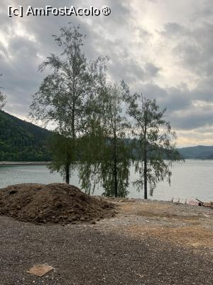 [P12] Pensiunea Panaghia-Lacul Izvorul Muntelui » foto by Yersinia Pestis
 - 
<span class="allrVoted glyphicon glyphicon-heart hidden" id="av1530503"></span>
<a class="m-l-10 hidden" id="sv1530503" onclick="voting_Foto_DelVot(,1530503,29346)" role="button">șterge vot <span class="glyphicon glyphicon-remove"></span></a>
<a id="v91530503" class=" c-red"  onclick="voting_Foto_SetVot(1530503)" role="button"><span class="glyphicon glyphicon-heart-empty"></span> <b>LIKE</b> = Votează poza</a> <img class="hidden"  id="f1530503W9" src="/imagini/loader.gif" border="0" /><span class="AjErrMes hidden" id="e1530503ErM"></span>