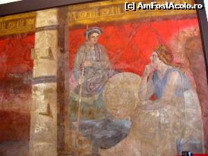 [P34] Observaţi roşul de Pompei care revine în majoritatea frescelor » foto by Michi
 - 
<span class="allrVoted glyphicon glyphicon-heart hidden" id="av563183"></span>
<a class="m-l-10 hidden" id="sv563183" onclick="voting_Foto_DelVot(,563183,29347)" role="button">șterge vot <span class="glyphicon glyphicon-remove"></span></a>
<a id="v9563183" class=" c-red"  onclick="voting_Foto_SetVot(563183)" role="button"><span class="glyphicon glyphicon-heart-empty"></span> <b>LIKE</b> = Votează poza</a> <img class="hidden"  id="f563183W9" src="/imagini/loader.gif" border="0" /><span class="AjErrMes hidden" id="e563183ErM"></span>