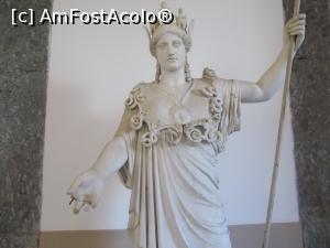 [P13] Muzeul Național de Atheologie Napoli. Zeița Atena, cea cu capul Meduzei pe piept, semn al invincibilității sale. » foto by mihaelavoicu
 - 
<span class="allrVoted glyphicon glyphicon-heart hidden" id="av1187199"></span>
<a class="m-l-10 hidden" id="sv1187199" onclick="voting_Foto_DelVot(,1187199,29347)" role="button">șterge vot <span class="glyphicon glyphicon-remove"></span></a>
<a id="v91187199" class=" c-red"  onclick="voting_Foto_SetVot(1187199)" role="button"><span class="glyphicon glyphicon-heart-empty"></span> <b>LIKE</b> = Votează poza</a> <img class="hidden"  id="f1187199W9" src="/imagini/loader.gif" border="0" /><span class="AjErrMes hidden" id="e1187199ErM"></span>