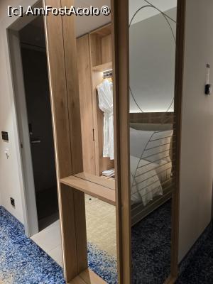 [P06] Hotel Courtyard by Marriott - Cluj-Napoca; camera » foto by crismis
 - 
<span class="allrVoted glyphicon glyphicon-heart hidden" id="av1532234"></span>
<a class="m-l-10 hidden" id="sv1532234" onclick="voting_Foto_DelVot(,1532234,29356)" role="button">șterge vot <span class="glyphicon glyphicon-remove"></span></a>
<a id="v91532234" class=" c-red"  onclick="voting_Foto_SetVot(1532234)" role="button"><span class="glyphicon glyphicon-heart-empty"></span> <b>LIKE</b> = Votează poza</a> <img class="hidden"  id="f1532234W9" src="/imagini/loader.gif" border="0" /><span class="AjErrMes hidden" id="e1532234ErM"></span>