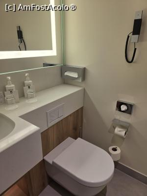 [P08] Hotel Courtyard by Marriott - Cluj-Napoca; camera » foto by crismis
 - 
<span class="allrVoted glyphicon glyphicon-heart hidden" id="av1532236"></span>
<a class="m-l-10 hidden" id="sv1532236" onclick="voting_Foto_DelVot(,1532236,29356)" role="button">șterge vot <span class="glyphicon glyphicon-remove"></span></a>
<a id="v91532236" class=" c-red"  onclick="voting_Foto_SetVot(1532236)" role="button"><span class="glyphicon glyphicon-heart-empty"></span> <b>LIKE</b> = Votează poza</a> <img class="hidden"  id="f1532236W9" src="/imagini/loader.gif" border="0" /><span class="AjErrMes hidden" id="e1532236ErM"></span>