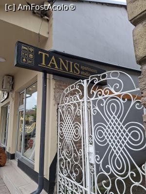 [P02] Niš, Intrarea din Strada Hilandarska 22 în Curte la Tanis Apartments » foto by mprofeanu
 - 
<span class="allrVoted glyphicon glyphicon-heart hidden" id="av1532831"></span>
<a class="m-l-10 hidden" id="sv1532831" onclick="voting_Foto_DelVot(,1532831,29358)" role="button">șterge vot <span class="glyphicon glyphicon-remove"></span></a>
<a id="v91532831" class=" c-red"  onclick="voting_Foto_SetVot(1532831)" role="button"><span class="glyphicon glyphicon-heart-empty"></span> <b>LIKE</b> = Votează poza</a> <img class="hidden"  id="f1532831W9" src="/imagini/loader.gif" border="0" /><span class="AjErrMes hidden" id="e1532831ErM"></span>