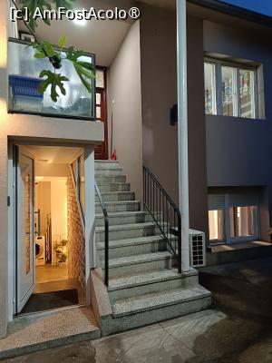 [P06] Niš, Intrarea din Curte în Tanis Apartments » foto by mprofeanu
 - 
<span class="allrVoted glyphicon glyphicon-heart hidden" id="av1532835"></span>
<a class="m-l-10 hidden" id="sv1532835" onclick="voting_Foto_DelVot(,1532835,29358)" role="button">șterge vot <span class="glyphicon glyphicon-remove"></span></a>
<a id="v91532835" class=" c-red"  onclick="voting_Foto_SetVot(1532835)" role="button"><span class="glyphicon glyphicon-heart-empty"></span> <b>LIKE</b> = Votează poza</a> <img class="hidden"  id="f1532835W9" src="/imagini/loader.gif" border="0" /><span class="AjErrMes hidden" id="e1532835ErM"></span>