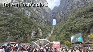 [P04] Zhangjiajie Chensheng International Hotel - excursie la Poarta Raiului » foto by elenaadina
 - 
<span class="allrVoted glyphicon glyphicon-heart hidden" id="av1532898"></span>
<a class="m-l-10 hidden" id="sv1532898" onclick="voting_Foto_DelVot(,1532898,29359)" role="button">șterge vot <span class="glyphicon glyphicon-remove"></span></a>
<a id="v91532898" class=" c-red"  onclick="voting_Foto_SetVot(1532898)" role="button"><span class="glyphicon glyphicon-heart-empty"></span> <b>LIKE</b> = Votează poza</a> <img class="hidden"  id="f1532898W9" src="/imagini/loader.gif" border="0" /><span class="AjErrMes hidden" id="e1532898ErM"></span>