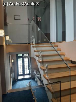 [P11] Astoria Hotel » foto by adso
 - 
<span class="allrVoted glyphicon glyphicon-heart hidden" id="av1533375"></span>
<a class="m-l-10 hidden" id="sv1533375" onclick="voting_Foto_DelVot(,1533375,29364)" role="button">șterge vot <span class="glyphicon glyphicon-remove"></span></a>
<a id="v91533375" class=" c-red"  onclick="voting_Foto_SetVot(1533375)" role="button"><span class="glyphicon glyphicon-heart-empty"></span> <b>LIKE</b> = Votează poza</a> <img class="hidden"  id="f1533375W9" src="/imagini/loader.gif" border="0" /><span class="AjErrMes hidden" id="e1533375ErM"></span>