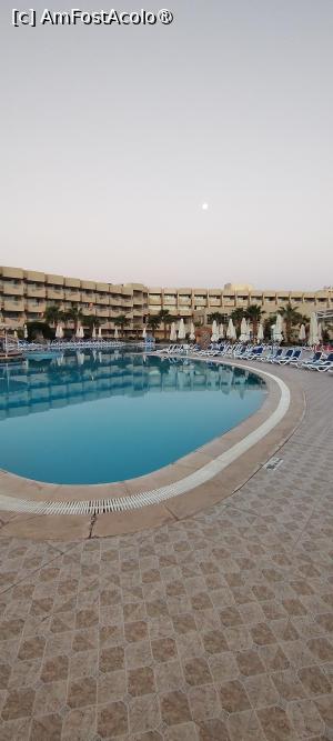 [P15] Piscina » foto by Radu 60
 - 
<span class="allrVoted glyphicon glyphicon-heart hidden" id="av1546271"></span>
<a class="m-l-10 hidden" id="sv1546271" onclick="voting_Foto_DelVot(,1546271,29365)" role="button">șterge vot <span class="glyphicon glyphicon-remove"></span></a>
<a id="v91546271" class=" c-red"  onclick="voting_Foto_SetVot(1546271)" role="button"><span class="glyphicon glyphicon-heart-empty"></span> <b>LIKE</b> = Votează poza</a> <img class="hidden"  id="f1546271W9" src="/imagini/loader.gif" border="0" /><span class="AjErrMes hidden" id="e1546271ErM"></span>