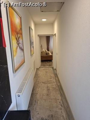 [P07] Priștina, Old House Apartment, Coridorul dintre Camere și baie lung și rece când Am Fost Acolo » foto by mprofeanu
 - 
<span class="allrVoted glyphicon glyphicon-heart hidden" id="av1533541"></span>
<a class="m-l-10 hidden" id="sv1533541" onclick="voting_Foto_DelVot(,1533541,29368)" role="button">șterge vot <span class="glyphicon glyphicon-remove"></span></a>
<a id="v91533541" class=" c-red"  onclick="voting_Foto_SetVot(1533541)" role="button"><span class="glyphicon glyphicon-heart-empty"></span> <b>LIKE</b> = Votează poza</a> <img class="hidden"  id="f1533541W9" src="/imagini/loader.gif" border="0" /><span class="AjErrMes hidden" id="e1533541ErM"></span>