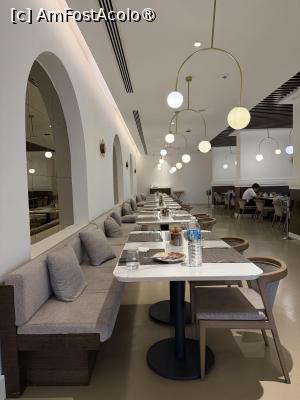 [P03] Restaurant principal » foto by Florris
 - 
<span class="allrVoted glyphicon glyphicon-heart hidden" id="av1533562"></span>
<a class="m-l-10 hidden" id="sv1533562" onclick="voting_Foto_DelVot(,1533562,29369)" role="button">șterge vot <span class="glyphicon glyphicon-remove"></span></a>
<a id="v91533562" class=" c-red"  onclick="voting_Foto_SetVot(1533562)" role="button"><span class="glyphicon glyphicon-heart-empty"></span> <b>LIKE</b> = Votează poza</a> <img class="hidden"  id="f1533562W9" src="/imagini/loader.gif" border="0" /><span class="AjErrMes hidden" id="e1533562ErM"></span>