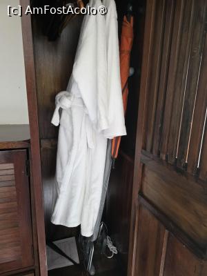 [P33] The Myst Hotel; camera noastră » foto by crismis
 - 
<span class="allrVoted glyphicon glyphicon-heart hidden" id="av1534725"></span>
<a class="m-l-10 hidden" id="sv1534725" onclick="voting_Foto_DelVot(,1534725,29376)" role="button">șterge vot <span class="glyphicon glyphicon-remove"></span></a>
<a id="v91534725" class=" c-red"  onclick="voting_Foto_SetVot(1534725)" role="button"><span class="glyphicon glyphicon-heart-empty"></span> <b>LIKE</b> = Votează poza</a> <img class="hidden"  id="f1534725W9" src="/imagini/loader.gif" border="0" /><span class="AjErrMes hidden" id="e1534725ErM"></span>