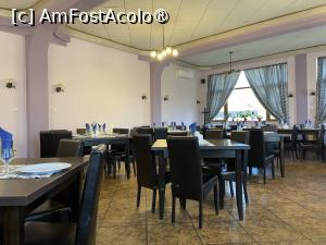 [P06] Restaurantul Pensiune Mărginimea Sibiului - interior restaurant » foto by nicole33
 - 
<span class="allrVoted glyphicon glyphicon-heart hidden" id="av1466297"></span>
<a class="m-l-10 hidden" id="sv1466297" onclick="voting_Foto_DelVot(,1466297,29384)" role="button">șterge vot <span class="glyphicon glyphicon-remove"></span></a>
<a id="v91466297" class=" c-red"  onclick="voting_Foto_SetVot(1466297)" role="button"><span class="glyphicon glyphicon-heart-empty"></span> <b>LIKE</b> = Votează poza</a> <img class="hidden"  id="f1466297W9" src="/imagini/loader.gif" border="0" /><span class="AjErrMes hidden" id="e1466297ErM"></span>