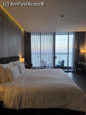 [P11] Le Sands Danang; camera » foto by crismis
 - 
<span class="allrVoted glyphicon glyphicon-heart hidden" id="av1535691"></span>
<a class="m-l-10 hidden" id="sv1535691" onclick="voting_Foto_DelVot(,1535691,29389)" role="button">șterge vot <span class="glyphicon glyphicon-remove"></span></a>
<a id="v91535691" class=" c-red"  onclick="voting_Foto_SetVot(1535691)" role="button"><span class="glyphicon glyphicon-heart-empty"></span> <b>LIKE</b> = Votează poza</a> <img class="hidden"  id="f1535691W9" src="/imagini/loader.gif" border="0" /><span class="AjErrMes hidden" id="e1535691ErM"></span>