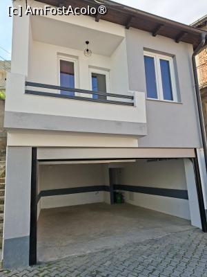 [P04] Prizren, Kosovo, City Center Studio Apartment, Cazarea noastră, garajul gol la plecare... » foto by mprofeanu
 - 
<span class="allrVoted glyphicon glyphicon-heart hidden" id="av1535816"></span>
<a class="m-l-10 hidden" id="sv1535816" onclick="voting_Foto_DelVot(,1535816,29390)" role="button">șterge vot <span class="glyphicon glyphicon-remove"></span></a>
<a id="v91535816" class=" c-red"  onclick="voting_Foto_SetVot(1535816)" role="button"><span class="glyphicon glyphicon-heart-empty"></span> <b>LIKE</b> = Votează poza</a> <img class="hidden"  id="f1535816W9" src="/imagini/loader.gif" border="0" /><span class="AjErrMes hidden" id="e1535816ErM"></span>