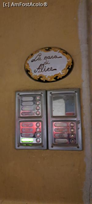 [P05] La Casa di Alice apare semnalizată la bloc » foto by irinad
 - 
<span class="allrVoted glyphicon glyphicon-heart hidden" id="av1536616"></span>
<a class="m-l-10 hidden" id="sv1536616" onclick="voting_Foto_DelVot(,1536616,29393)" role="button">șterge vot <span class="glyphicon glyphicon-remove"></span></a>
<a id="v91536616" class=" c-red"  onclick="voting_Foto_SetVot(1536616)" role="button"><span class="glyphicon glyphicon-heart-empty"></span> <b>LIKE</b> = Votează poza</a> <img class="hidden"  id="f1536616W9" src="/imagini/loader.gif" border="0" /><span class="AjErrMes hidden" id="e1536616ErM"></span>