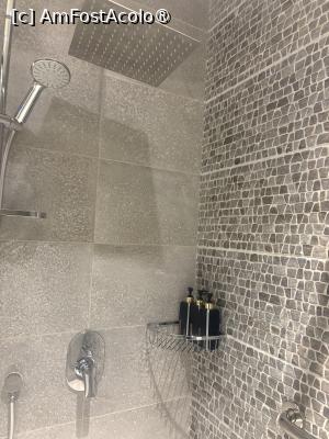 [P16] Rixos Montaza Alexandria - duşul walk in » foto by nicole33
 - 
<span class="allrVoted glyphicon glyphicon-heart hidden" id="av1545939"></span>
<a class="m-l-10 hidden" id="sv1545939" onclick="voting_Foto_DelVot(,1545939,29398)" role="button">șterge vot <span class="glyphicon glyphicon-remove"></span></a>
<a id="v91545939" class=" c-red"  onclick="voting_Foto_SetVot(1545939)" role="button"><span class="glyphicon glyphicon-heart-empty"></span> <b>LIKE</b> = Votează poza</a> <img class="hidden"  id="f1545939W9" src="/imagini/loader.gif" border="0" /><span class="AjErrMes hidden" id="e1545939ErM"></span>