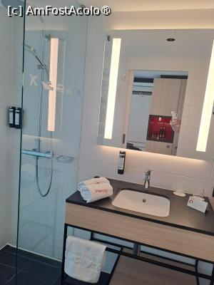 [P23] Hotel Intercity-Graz - camera 439 » foto by zlatna
 - 
<span class="allrVoted glyphicon glyphicon-heart hidden" id="av1546576"></span>
<a class="m-l-10 hidden" id="sv1546576" onclick="voting_Foto_DelVot(,1546576,29399)" role="button">șterge vot <span class="glyphicon glyphicon-remove"></span></a>
<a id="v91546576" class=" c-red"  onclick="voting_Foto_SetVot(1546576)" role="button"><span class="glyphicon glyphicon-heart-empty"></span> <b>LIKE</b> = Votează poza</a> <img class="hidden"  id="f1546576W9" src="/imagini/loader.gif" border="0" /><span class="AjErrMes hidden" id="e1546576ErM"></span>