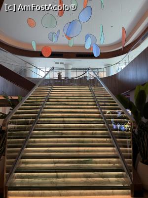 [P32] Scară către lobby » foto by Florris
 - 
<span class="allrVoted glyphicon glyphicon-heart hidden" id="av1537250"></span>
<a class="m-l-10 hidden" id="sv1537250" onclick="voting_Foto_DelVot(,1537250,29402)" role="button">șterge vot <span class="glyphicon glyphicon-remove"></span></a>
<a id="v91537250" class=" c-red"  onclick="voting_Foto_SetVot(1537250)" role="button"><span class="glyphicon glyphicon-heart-empty"></span> <b>LIKE</b> = Votează poza</a> <img class="hidden"  id="f1537250W9" src="/imagini/loader.gif" border="0" /><span class="AjErrMes hidden" id="e1537250ErM"></span>