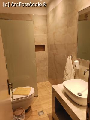 [P19] Baia apartamentului. » foto by tata123 🔱
 - 
<span class="allrVoted glyphicon glyphicon-heart hidden" id="av1538977"></span>
<a class="m-l-10 hidden" id="sv1538977" onclick="voting_Foto_DelVot(,1538977,29417)" role="button">șterge vot <span class="glyphicon glyphicon-remove"></span></a>
<a id="v91538977" class=" c-red"  onclick="voting_Foto_SetVot(1538977)" role="button"><span class="glyphicon glyphicon-heart-empty"></span> <b>LIKE</b> = Votează poza</a> <img class="hidden"  id="f1538977W9" src="/imagini/loader.gif" border="0" /><span class="AjErrMes hidden" id="e1538977ErM"></span>
