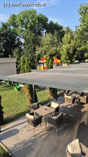 [P22] Hotel Panoramic - terasa exterioară » foto by ANILU
 - 
<span class="allrVoted glyphicon glyphicon-heart hidden" id="av1540815"></span>
<a class="m-l-10 hidden" id="sv1540815" onclick="voting_Foto_DelVot(,1540815,29428)" role="button">șterge vot <span class="glyphicon glyphicon-remove"></span></a>
<a id="v91540815" class=" c-red"  onclick="voting_Foto_SetVot(1540815)" role="button"><span class="glyphicon glyphicon-heart-empty"></span> <b>LIKE</b> = Votează poza</a> <img class="hidden"  id="f1540815W9" src="/imagini/loader.gif" border="0" /><span class="AjErrMes hidden" id="e1540815ErM"></span>