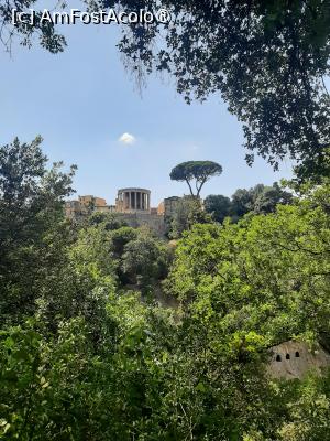 [P01] Villa Gregoriana » foto by adso
 - 
<span class="allrVoted glyphicon glyphicon-heart hidden" id="av1541502"></span>
<a class="m-l-10 hidden" id="sv1541502" onclick="voting_Foto_DelVot(,1541502,29433)" role="button">șterge vot <span class="glyphicon glyphicon-remove"></span></a>
<a id="v91541502" class=" c-red"  onclick="voting_Foto_SetVot(1541502)" role="button"><span class="glyphicon glyphicon-heart-empty"></span> <b>LIKE</b> = Votează poza</a> <img class="hidden"  id="f1541502W9" src="/imagini/loader.gif" border="0" /><span class="AjErrMes hidden" id="e1541502ErM"></span>
