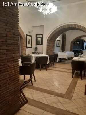 [P18] Ristorante Sibilla » foto by adso
 - 
<span class="allrVoted glyphicon glyphicon-heart hidden" id="av1541519"></span>
<a class="m-l-10 hidden" id="sv1541519" onclick="voting_Foto_DelVot(,1541519,29433)" role="button">șterge vot <span class="glyphicon glyphicon-remove"></span></a>
<a id="v91541519" class=" c-red"  onclick="voting_Foto_SetVot(1541519)" role="button"><span class="glyphicon glyphicon-heart-empty"></span> <b>LIKE</b> = Votează poza</a> <img class="hidden"  id="f1541519W9" src="/imagini/loader.gif" border="0" /><span class="AjErrMes hidden" id="e1541519ErM"></span>