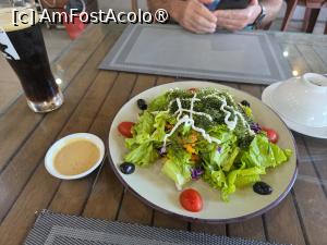 [P26] Nha Hang Hai San; salată cu struguri de mare » foto by crismis
 - 
<span class="allrVoted glyphicon glyphicon-heart hidden" id="av1543206"></span>
<a class="m-l-10 hidden" id="sv1543206" onclick="voting_Foto_DelVot(,1543206,29443)" role="button">șterge vot <span class="glyphicon glyphicon-remove"></span></a>
<a id="v91543206" class=" c-red"  onclick="voting_Foto_SetVot(1543206)" role="button"><span class="glyphicon glyphicon-heart-empty"></span> <b>LIKE</b> = Votează poza</a> <img class="hidden"  id="f1543206W9" src="/imagini/loader.gif" border="0" /><span class="AjErrMes hidden" id="e1543206ErM"></span>