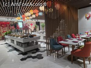 [P04] Riviera Restaurant » foto by crismis
 - 
<span class="allrVoted glyphicon glyphicon-heart hidden" id="av1543184"></span>
<a class="m-l-10 hidden" id="sv1543184" onclick="voting_Foto_DelVot(,1543184,29443)" role="button">șterge vot <span class="glyphicon glyphicon-remove"></span></a>
<a id="v91543184" class=" c-red"  onclick="voting_Foto_SetVot(1543184)" role="button"><span class="glyphicon glyphicon-heart-empty"></span> <b>LIKE</b> = Votează poza</a> <img class="hidden"  id="f1543184W9" src="/imagini/loader.gif" border="0" /><span class="AjErrMes hidden" id="e1543184ErM"></span>