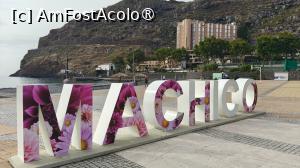 [P16] Promenada din Machico, în spate hotelul » foto by elenaadina
 - 
<span class="allrVoted glyphicon glyphicon-heart hidden" id="av1545734"></span>
<a class="m-l-10 hidden" id="sv1545734" onclick="voting_Foto_DelVot(,1545734,29450)" role="button">șterge vot <span class="glyphicon glyphicon-remove"></span></a>
<a id="v91545734" class=" c-red"  onclick="voting_Foto_SetVot(1545734)" role="button"><span class="glyphicon glyphicon-heart-empty"></span> <b>LIKE</b> = Votează poza</a> <img class="hidden"  id="f1545734W9" src="/imagini/loader.gif" border="0" /><span class="AjErrMes hidden" id="e1545734ErM"></span>