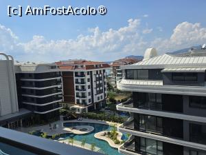 [P21] View din camera spre alte hoteluri » foto by Mirinda
 - 
<span class="allrVoted glyphicon glyphicon-heart hidden" id="av1546030"></span>
<a class="m-l-10 hidden" id="sv1546030" onclick="voting_Foto_DelVot(,1546030,29453)" role="button">șterge vot <span class="glyphicon glyphicon-remove"></span></a>
<a id="v91546030" class=" c-red"  onclick="voting_Foto_SetVot(1546030)" role="button"><span class="glyphicon glyphicon-heart-empty"></span> <b>LIKE</b> = Votează poza</a> <img class="hidden"  id="f1546030W9" src="/imagini/loader.gif" border="0" /><span class="AjErrMes hidden" id="e1546030ErM"></span>
