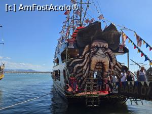 [P07] Vasul de croaziera » foto by Mirinda
 - 
<span class="allrVoted glyphicon glyphicon-heart hidden" id="av1545913"></span>
<a class="m-l-10 hidden" id="sv1545913" onclick="voting_Foto_DelVot(,1545913,29453)" role="button">șterge vot <span class="glyphicon glyphicon-remove"></span></a>
<a id="v91545913" class=" c-red"  onclick="voting_Foto_SetVot(1545913)" role="button"><span class="glyphicon glyphicon-heart-empty"></span> <b>LIKE</b> = Votează poza</a> <img class="hidden"  id="f1545913W9" src="/imagini/loader.gif" border="0" /><span class="AjErrMes hidden" id="e1545913ErM"></span>