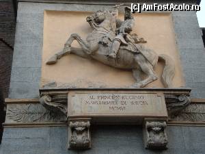 [P69] Torino - Basorelief in cinstea principelui Eugeniu de Savoia
 (nascut la Paris, 18 ottobre 1663 – decedat la Vienna, 21 aprile 1736), 
cunoscut in perioada aceia in Piemonte ca si 'Gran Capitano' » foto by Nicu Teusdea
 - 
<span class="allrVoted glyphicon glyphicon-heart hidden" id="av405114"></span>
<a class="m-l-10 hidden" id="sv405114" onclick="voting_Foto_DelVot(,405114,29456)" role="button">șterge vot <span class="glyphicon glyphicon-remove"></span></a>
<a id="v9405114" class=" c-red"  onclick="voting_Foto_SetVot(405114)" role="button"><span class="glyphicon glyphicon-heart-empty"></span> <b>LIKE</b> = Votează poza</a> <img class="hidden"  id="f405114W9" src="/imagini/loader.gif" border="0" /><span class="AjErrMes hidden" id="e405114ErM"></span>