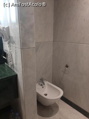 [P30] Ramada By Wyndham Fès » foto by adso
 - 
<span class="allrVoted glyphicon glyphicon-heart hidden" id="av1546328"></span>
<a class="m-l-10 hidden" id="sv1546328" onclick="voting_Foto_DelVot(,1546328,29458)" role="button">șterge vot <span class="glyphicon glyphicon-remove"></span></a>
<a id="v91546328" class=" c-red"  onclick="voting_Foto_SetVot(1546328)" role="button"><span class="glyphicon glyphicon-heart-empty"></span> <b>LIKE</b> = Votează poza</a> <img class="hidden"  id="f1546328W9" src="/imagini/loader.gif" border="0" /><span class="AjErrMes hidden" id="e1546328ErM"></span>