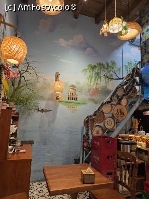 [P05] Hanoi-Oi Kitchen; interior; la etaj e bucătăria » foto by crismis
 - 
<span class="allrVoted glyphicon glyphicon-heart hidden" id="av1546432"></span>
<a class="m-l-10 hidden" id="sv1546432" onclick="voting_Foto_DelVot(,1546432,29459)" role="button">șterge vot <span class="glyphicon glyphicon-remove"></span></a>
<a id="v91546432" class=" c-red"  onclick="voting_Foto_SetVot(1546432)" role="button"><span class="glyphicon glyphicon-heart-empty"></span> <b>LIKE</b> = Votează poza</a> <img class="hidden"  id="f1546432W9" src="/imagini/loader.gif" border="0" /><span class="AjErrMes hidden" id="e1546432ErM"></span>