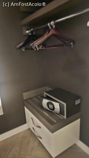 [P10] camera noastră de hotel » foto by robert
 - 
<span class="allrVoted glyphicon glyphicon-heart hidden" id="av1549816"></span>
<a class="m-l-10 hidden" id="sv1549816" onclick="voting_Foto_DelVot(,1549816,29475)" role="button">șterge vot <span class="glyphicon glyphicon-remove"></span></a>
<a id="v91549816" class=" c-red"  onclick="voting_Foto_SetVot(1549816)" role="button"><span class="glyphicon glyphicon-heart-empty"></span> <b>LIKE</b> = Votează poza</a> <img class="hidden"  id="f1549816W9" src="/imagini/loader.gif" border="0" /><span class="AjErrMes hidden" id="e1549816ErM"></span>