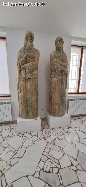 [P10] Constanta - Muzeul de Sculptura 'Ion Jalea'. Statuile Sf. Petru si Sf. Pavel. » foto by iulianic
 - 
<span class="allrVoted glyphicon glyphicon-heart hidden" id="av1550139"></span>
<a class="m-l-10 hidden" id="sv1550139" onclick="voting_Foto_DelVot(,1550139,29478)" role="button">șterge vot <span class="glyphicon glyphicon-remove"></span></a>
<a id="v91550139" class=" c-red"  onclick="voting_Foto_SetVot(1550139)" role="button"><span class="glyphicon glyphicon-heart-empty"></span> <b>LIKE</b> = Votează poza</a> <img class="hidden"  id="f1550139W9" src="/imagini/loader.gif" border="0" /><span class="AjErrMes hidden" id="e1550139ErM"></span>