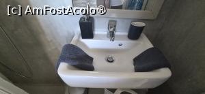 [P35] Kea Village Suites&Villas, în baie » foto by irinad
 - 
<span class="allrVoted glyphicon glyphicon-heart hidden" id="av1550291"></span>
<a class="m-l-10 hidden" id="sv1550291" onclick="voting_Foto_DelVot(,1550291,29479)" role="button">șterge vot <span class="glyphicon glyphicon-remove"></span></a>
<a id="v91550291" class=" c-red"  onclick="voting_Foto_SetVot(1550291)" role="button"><span class="glyphicon glyphicon-heart-empty"></span> <b>LIKE</b> = Votează poza</a> <img class="hidden"  id="f1550291W9" src="/imagini/loader.gif" border="0" /><span class="AjErrMes hidden" id="e1550291ErM"></span>